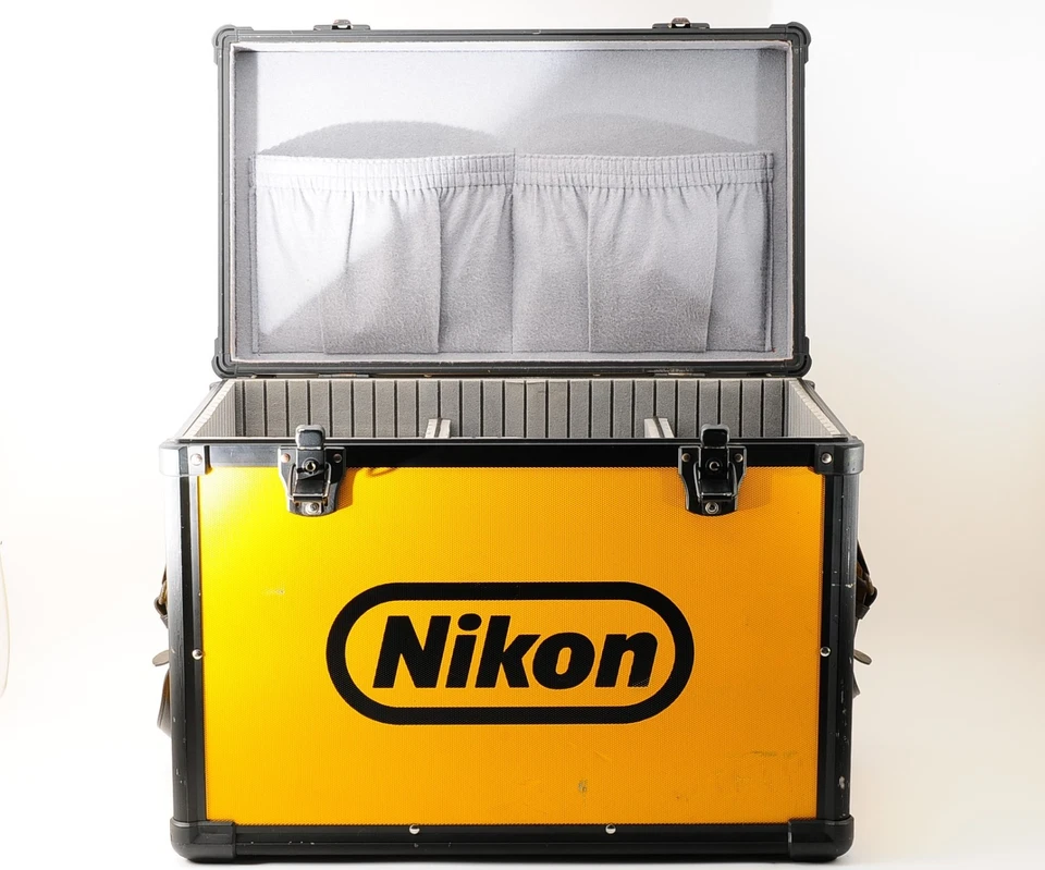 BF Sale [N MINT] Nikon Vintage Yellow Hard Aluminum Camera Trunk Case JAPAN #168 - Image 3 of 4