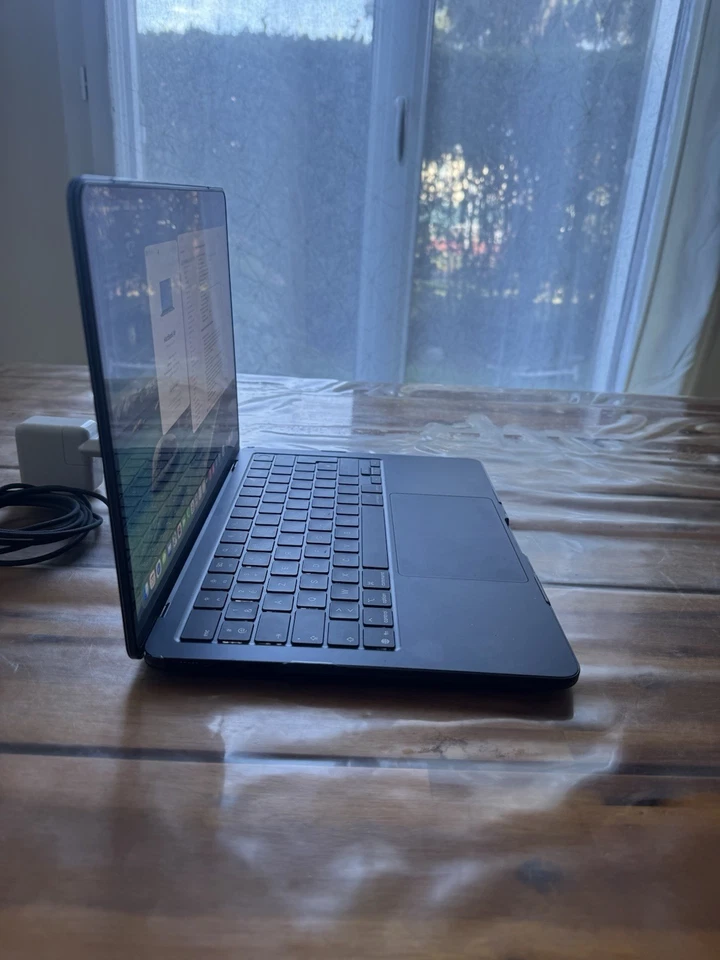 Apple MacBook Air 13" M4 · 16GB · 256GB, photo 4 sur 5