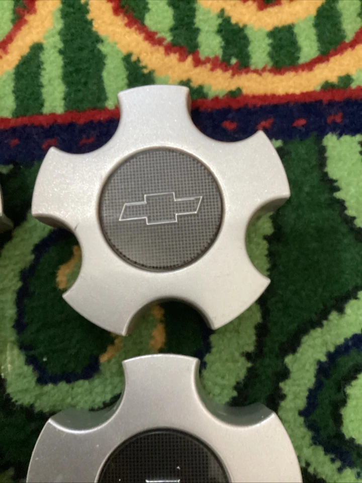 Chevrolet Venture 2001-2005 juego de 4 tapas centrales de aleación P/N-9593768 Foto 4 de 4