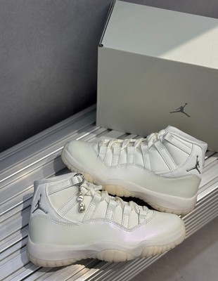 AR0715-110 Air Jordan 11 Retro ''Grand Finale'' mens size 7-10