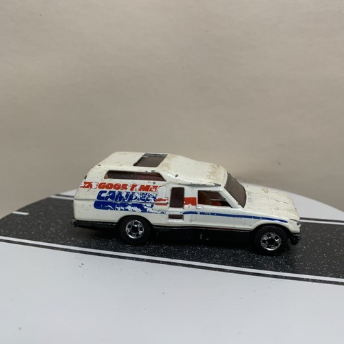 Hot Wheels Minitrek 1980 Toyota Truck RV Camper White/Red w/BW - 1/64 As-is - Picture 9 of 17