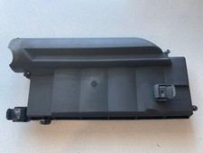 2004-2010 MERCEDES-BENZ CLS500 C219 ~ LEFT INTAKE AIR FILTER COVER ~ A1120901501