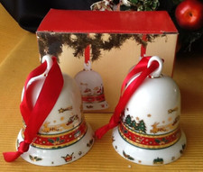 WEIHNACHTSSERVICE Weihnachts AHORNBLATT Porzellan 2 x Glocke OVP NEUWARE