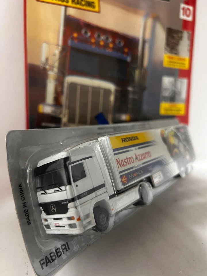 MERCEDES ACTROS RACING 1:87 USCITA 10 Valentino Rossi 46 CAMION ITALERI - Immagine 2 di 2
