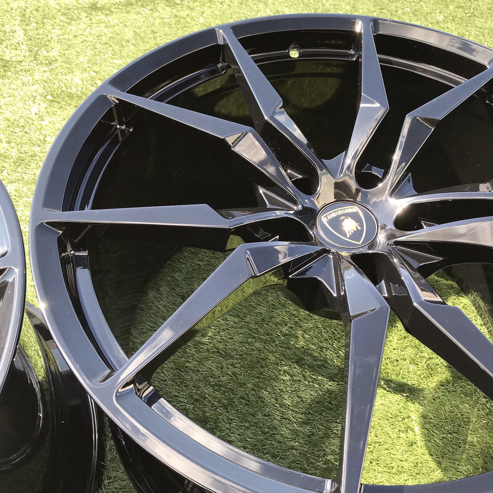 20 21 LAMBORGHINI AVENTADOR SV OEM STOCK GENUINE SET OF 4 LP720 MADE BLACK DIONE