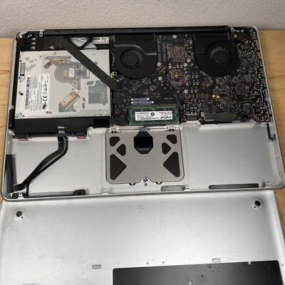Apple MacBook Pro Mid-2010 15in A1286 AS-IS *BAD VIDEO* *FOR