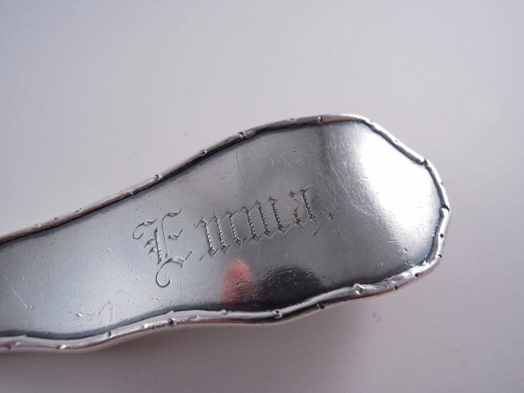 DURGIN BOUQUET STERLING SILVER GRAVY LADLE RARE BEAUTIFUL FLORAL EMMA