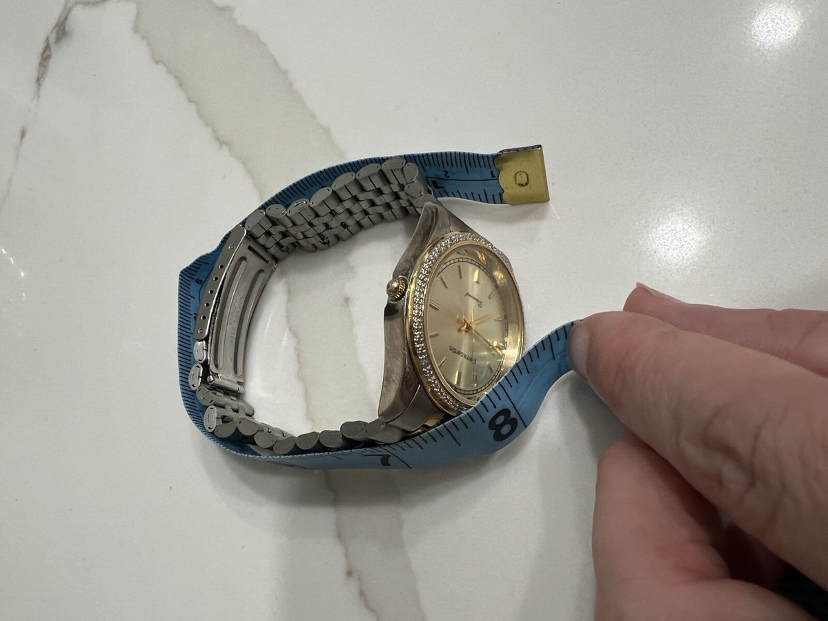 pierre cardin ゴールドアナログ時計 Vintage Gold-tone Pierre Cardin Watch for Ladies Extra Small