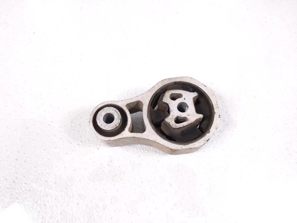 2011-2019 Ford Fiesta Engine Mount Torque Arm - 1.6L Ae8z-6068-C - Image 2 of 4