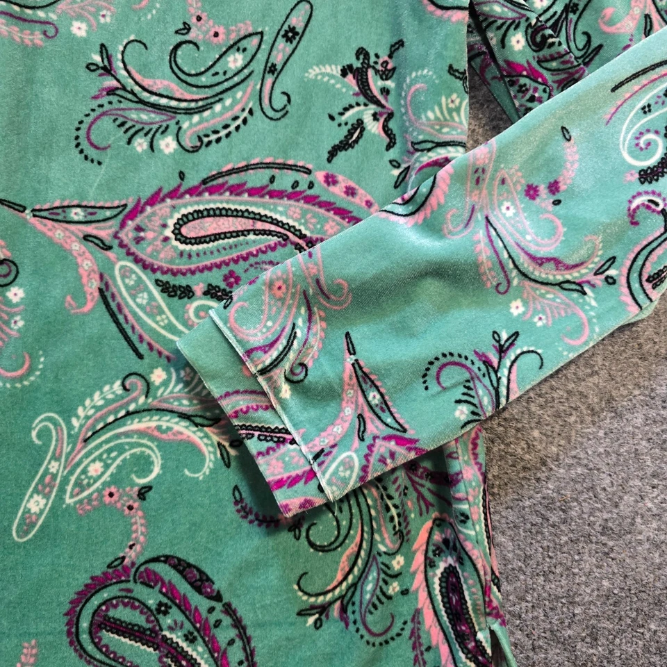 Top Charter Club Mujer Talla Grande Verde Rosa Paisley Terciopelo Manga Larga Informal Foto 3 de 4