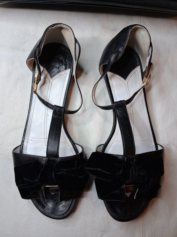 100%  Authentic  Chanel Women's Sandals  Free Shipping No Box