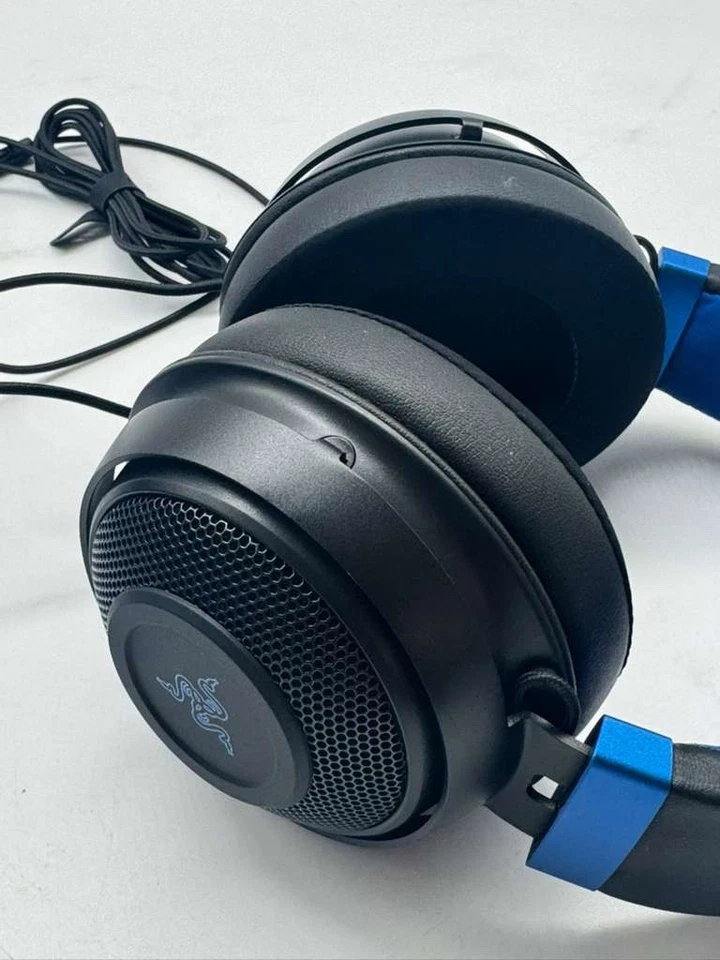 Razer Kraken Gaming Headset – Black/Blue – Open Box - Image 3 of 4
