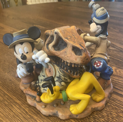 Disney Animal Kingdom ''Big Dig In The Bone Yard  Mickey Mouse, Pluto and Goofy.