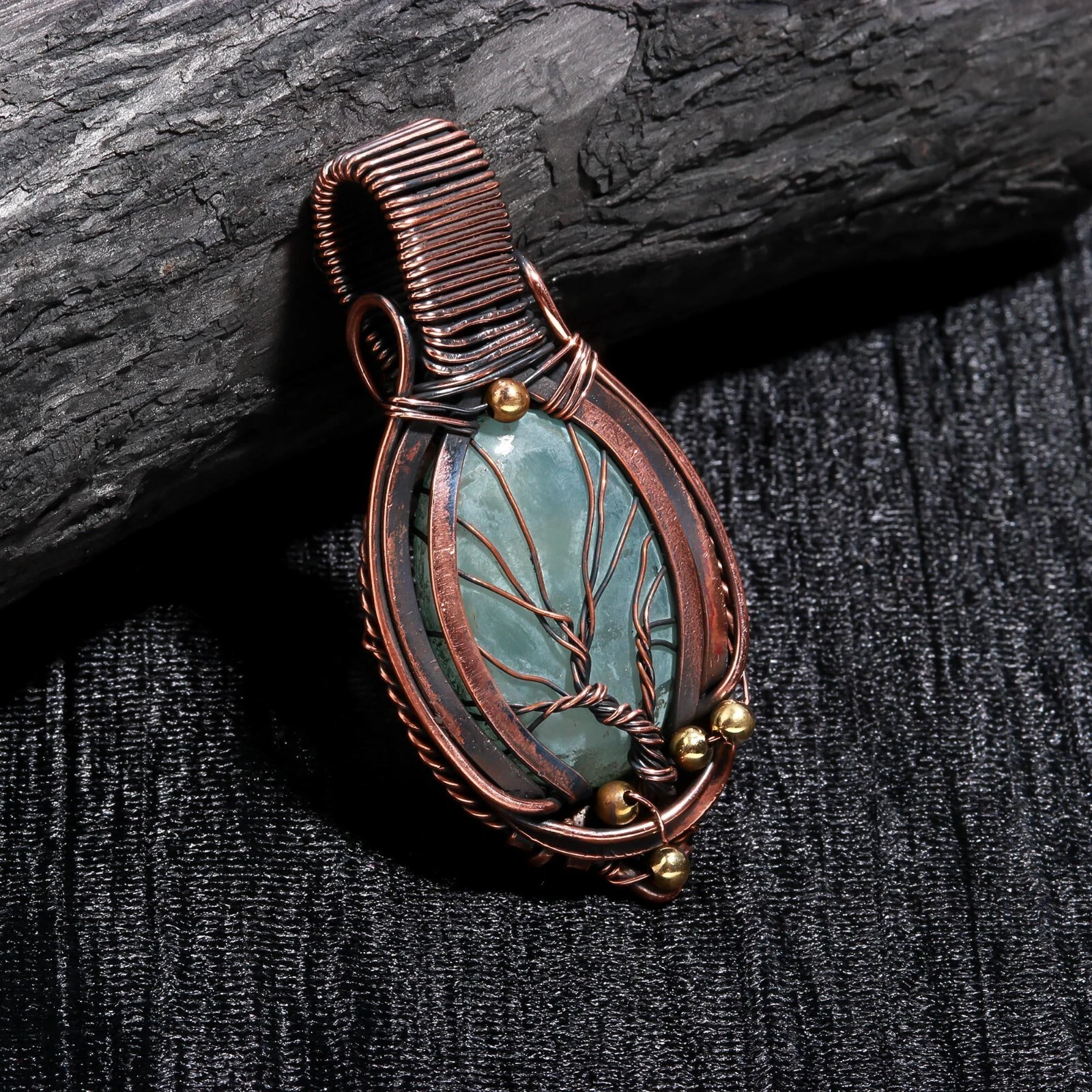 VETEMENTS Ciondolo pietra preziosa acquamarina fatto a mano filo di rame avvolto gioielli