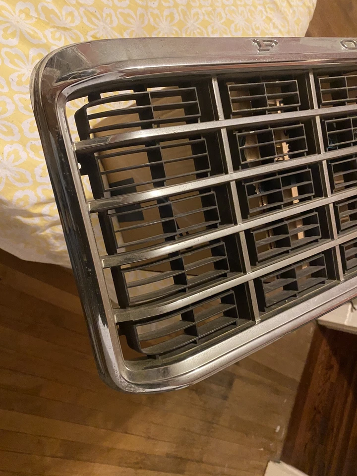 Ford Granada Ghia 1975 1976 1977 parrilla cromada D6DB-8150 Foto 4 de 4