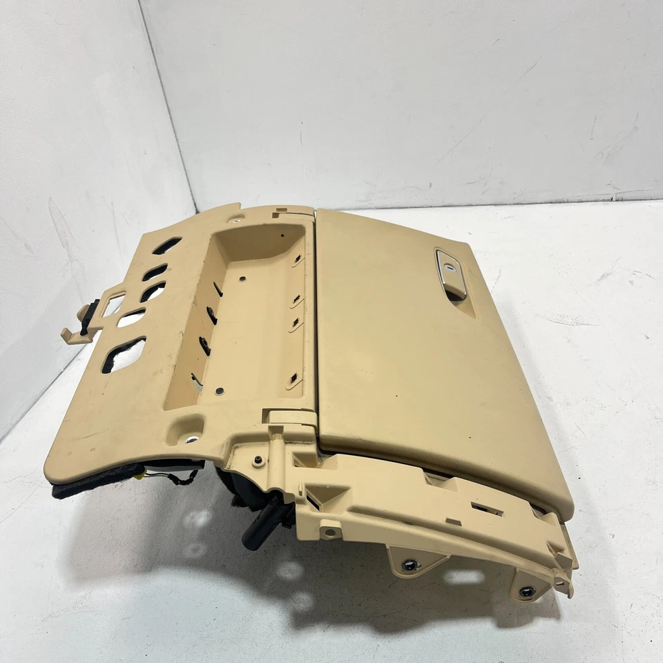 Painel porta-luvas compartimento de armazenamento Audi A8 Quattro L 2011-2014 fabricante de equipamento original - Imagem 2 de 4