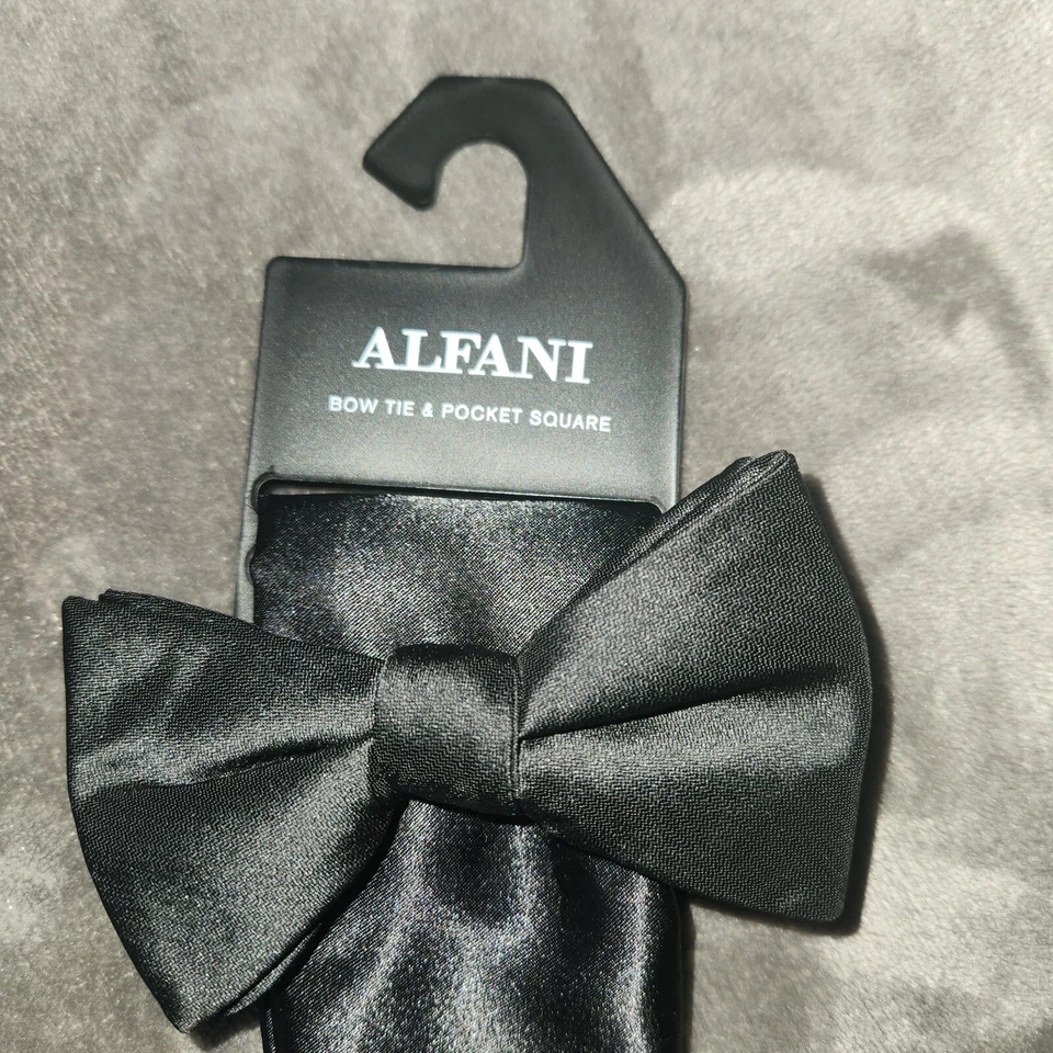 Nova gravata borboleta masculina preta Alfani e bolso quadrado cetim tamanho único - Imagem 2 de 4