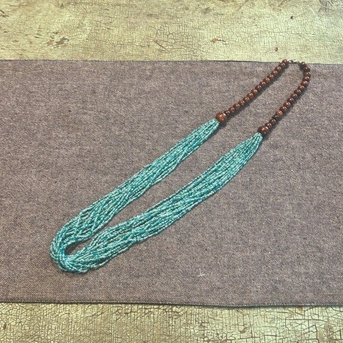 Turquoise multi-strand Seedbead and wooden bead necklace - Picture 2 of 4