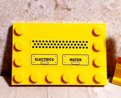LEGO Electrics Water Panel Sticker on Standard Yellow 4x6 Plate Lab Wall Space