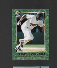 1994 Fleer Ultra Baseball Card  Commemorative #9 of 10 TONY GWYNN  Padres  Mint