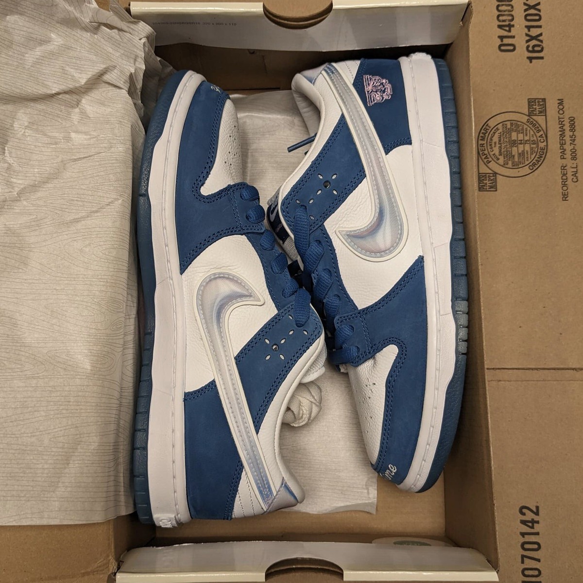 Size 8 - Nike SB Dunk Low x Born x Raised One Block At A Size 8 - Nike SB Dunk Low x Born x Raised One Block At A