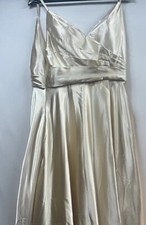NWT WOMEN'S RYANTH FORMAL GOWN, Ivory SZ 6 FULL LENGTH DRESS PROM