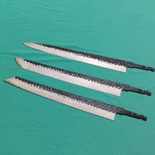 Cuchillo para hacer chef de cocina de hoja en blanco estilo japonés de forja Damasco
