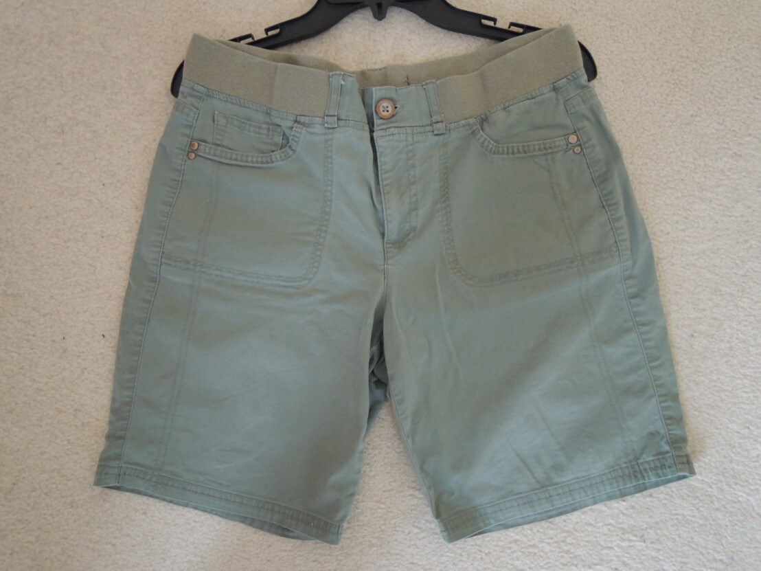 Ladies Shorts Size Gloria Vanderbilt Olive Drab/Dark Sage Green