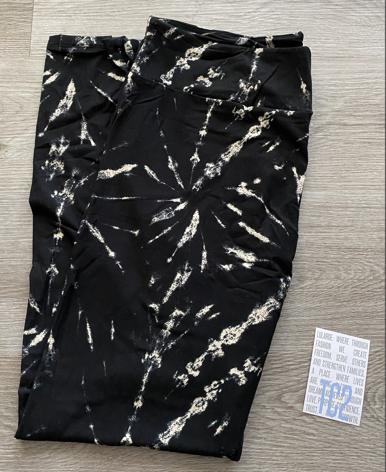 NEW RELEASE Lularoe Leggings Size TC2 
