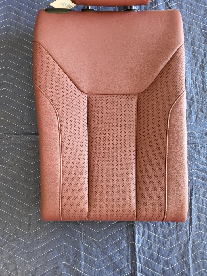 Б/у оригинальное верхнее правое заднее сиденье BMW 2-го ряда для 2022-2024 430i xDrive Gran Coupe - Изображение 3 из 4