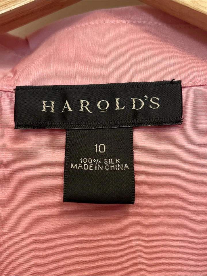 Blusa De Colección Harold’s Talla 10 Estrás Botón Frontal 100% Seda Rosa ¡Tan Preciosa Usada en Excelente Condición! Foto 4 de 4