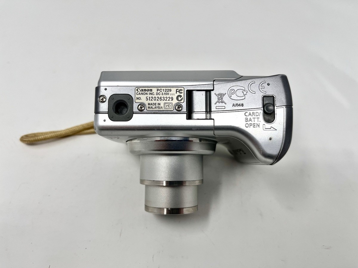 Canon PowerShot A560 Digital Camera 7.1MP 4x Zoom For Parts
