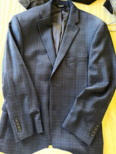 Jos A Bank Signature Tailored Fit Sport Coat Men s Blue Gray Plaid Blazer