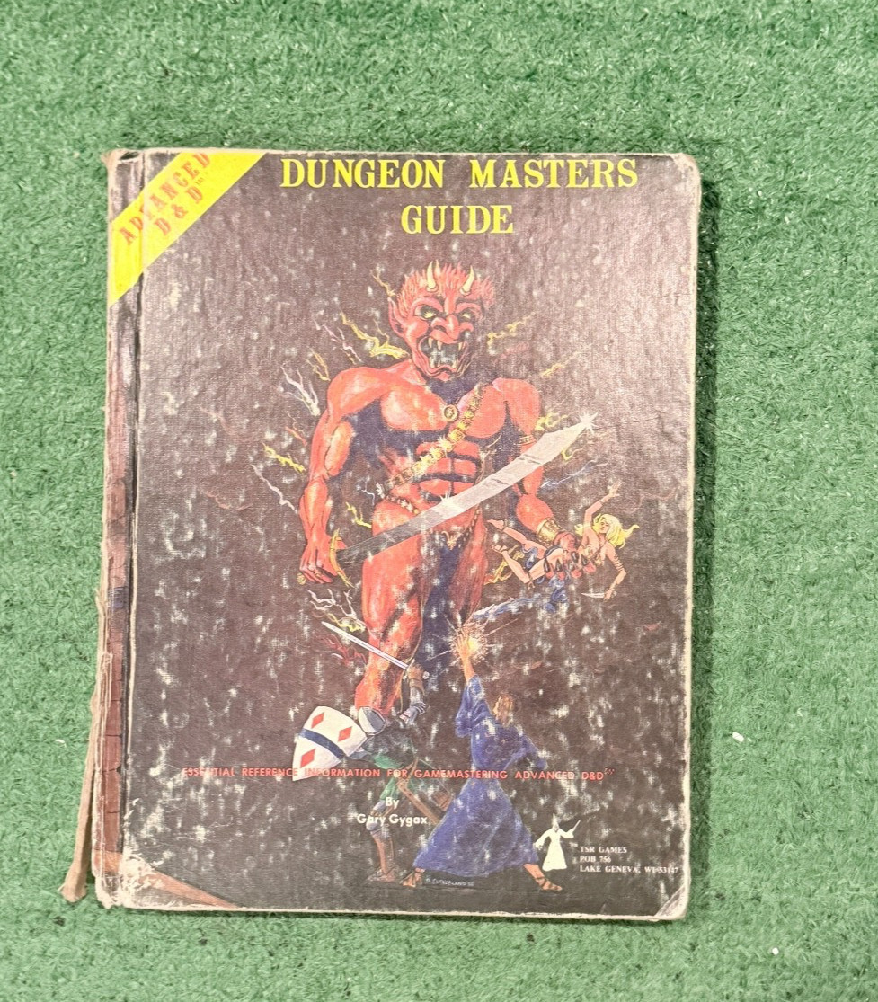 DUNGEON MASTERS GUIDE 1979 Advanced Dungeons & Dragons 1st Ed. 5th Printing RARE