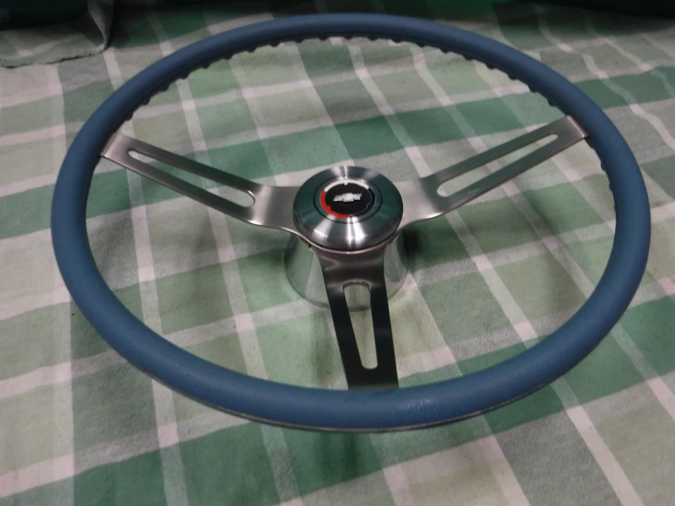 Volante deportivo Chevy 1969-up de 3 radios agarre cojín Chevelle SS Camaro Nova Foto 3 de 4