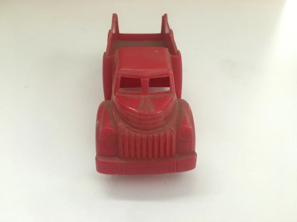 Camión de juguete Lapin 1941-1946 cabina sobre Chevy de plástico rojo Foto 2 de 4