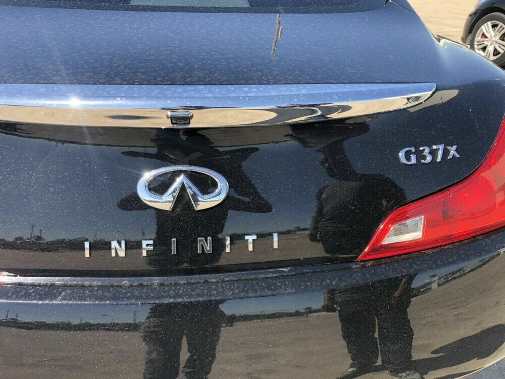 Rear License Plate Lamp Bracket for INFINITI Q60 Q40 G25 G35 G37 Coupe