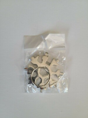 Snowflake Keychain Multitool Silver Slotted Screwdriver and Box Cutter, Rope Cut