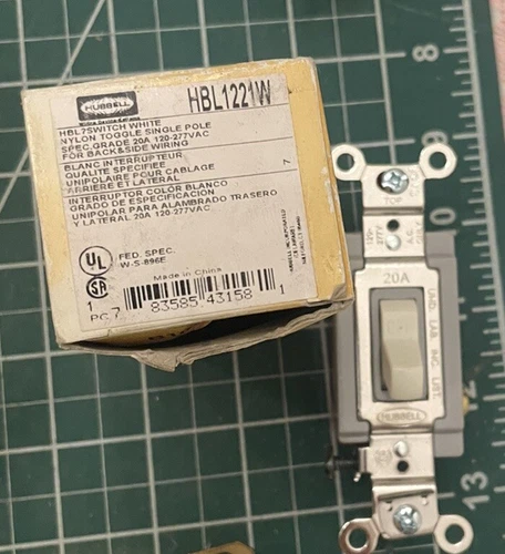 HUBBELL 1221W TOGGLE SWITCH IVORY SINGLE POLE 20A 120-277VAC