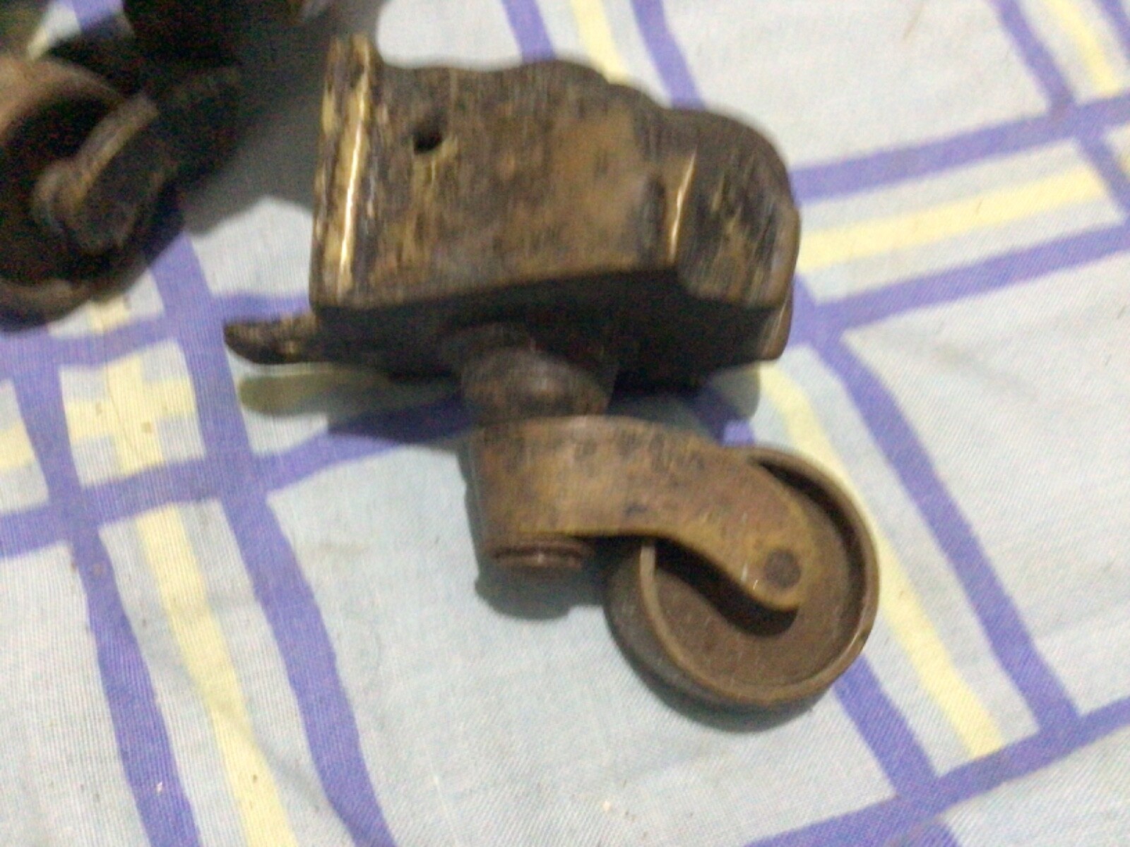 Picture 7 of 24