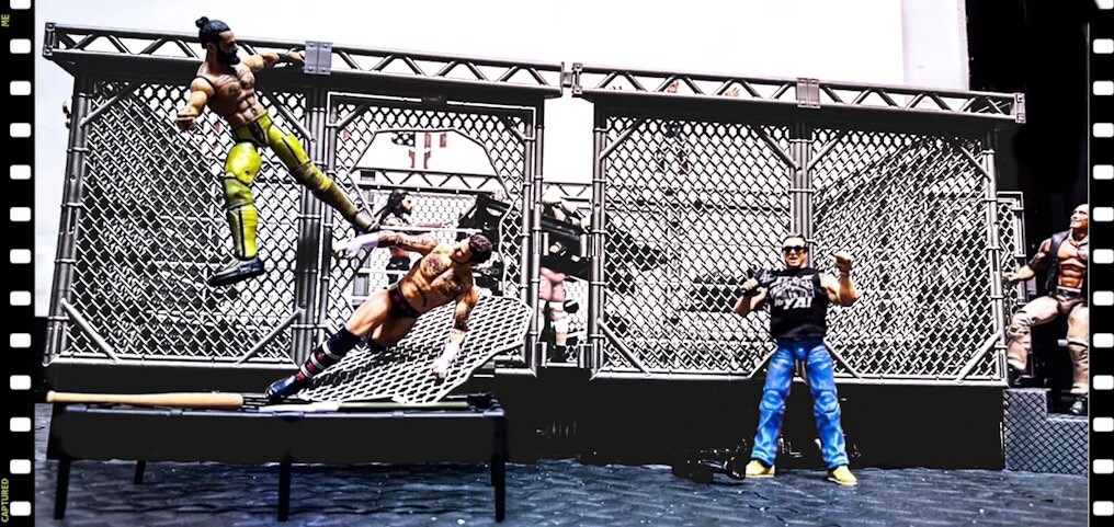 Mattel WWE War Games Play-set Wrestling Ring Accessory Lot Double Cage 6” Figure