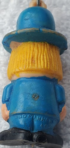 Vtg 1960's-70s Comic Strip Keychain Key Ring Collectible Amish "Let's Split Man" - Picture 7 of 8