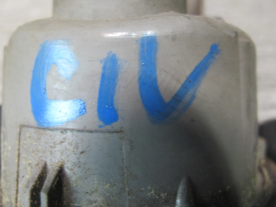 99-01 ISUZU VEHICROSS SET OF 2 FRONT BUMPER LEFT & RIGHT FOG LIGHT LAMP OEM - Image 3 of 4