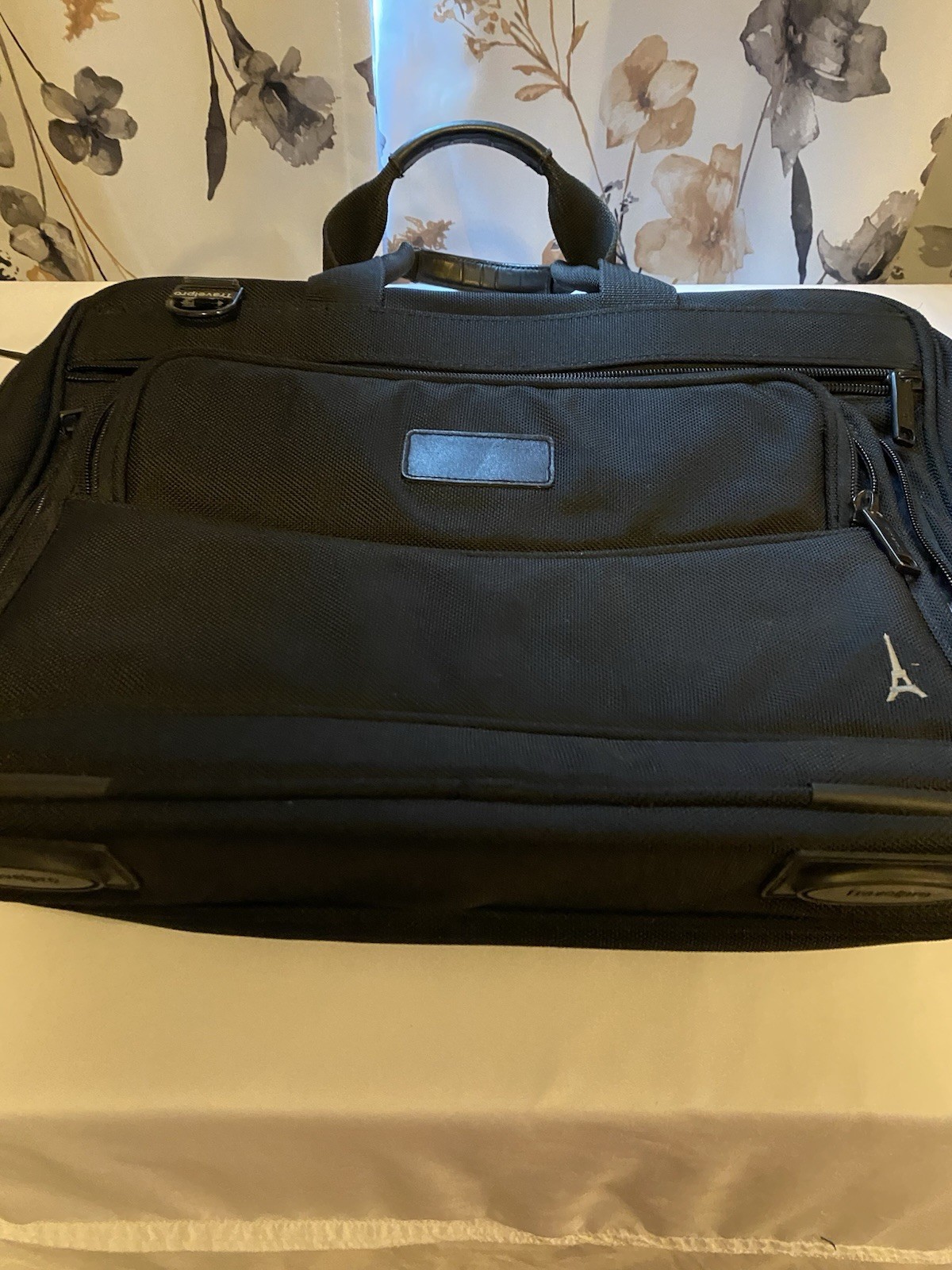 Men’s Quality Travelpro Multifunctional Black Briefcase