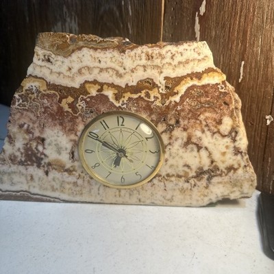 Vintage 1950 s Lanshire Agate Electric Clock MCM Keeps Time Best Color Combo