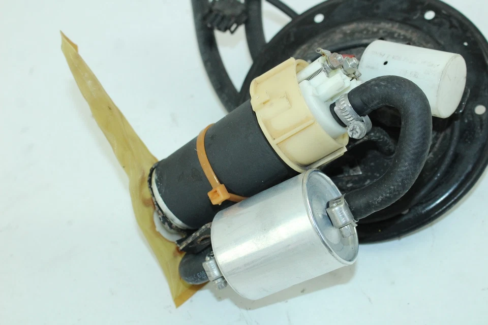 04-05 BMW R1100S 1100S Fuel Pump Gas Oem - Image 2 of 4