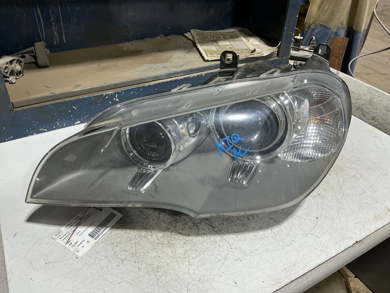Driver Headlight Xenon Adaptive Headlamps Fits 12-13 BMW X5 855176