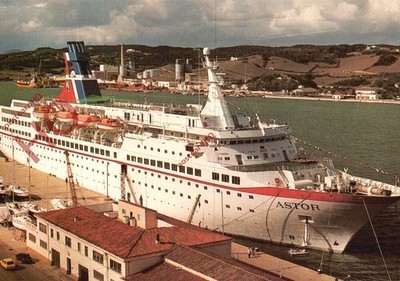 Ansichtskarte_ M.S. ASTOR, ANKER BEI MAHON, MINORCA [CHANTRY]