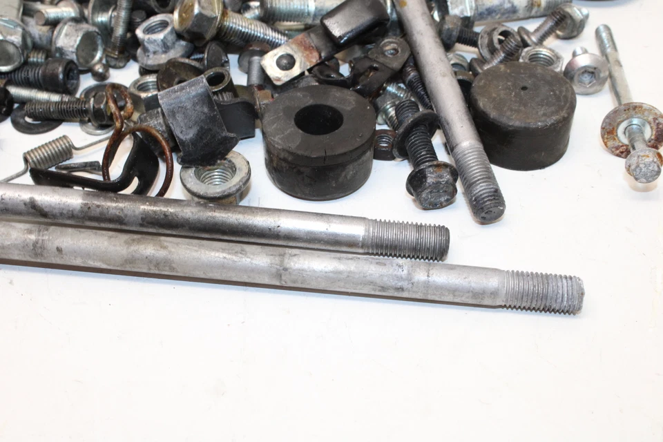 Kawasaki Ninja 250r Ex250j 2011 pernos de montaje del motor herrajes tornillos del motor Foto 4 de 4