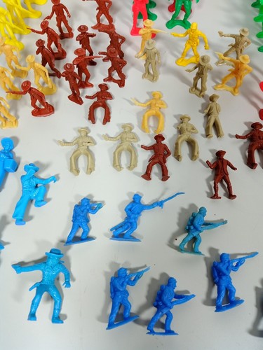Large Lot of 160+ Vintage Cowboys & Indians Plastic Toy Figures MPC Hong Kong - Picture 8 of 20